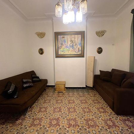 Appartement Dans Immeuble Haussmanien Algier Exterior foto