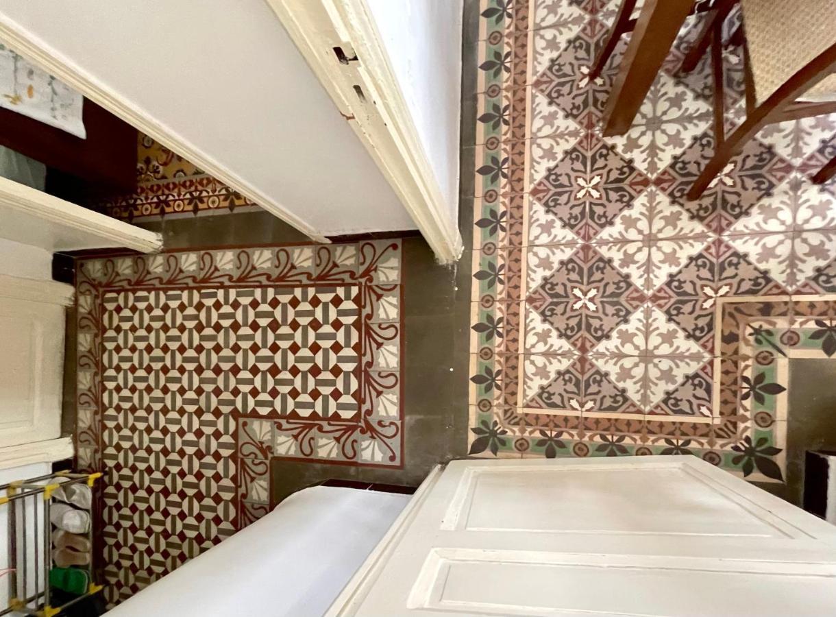 Appartement Dans Immeuble Haussmanien Algier Exterior foto