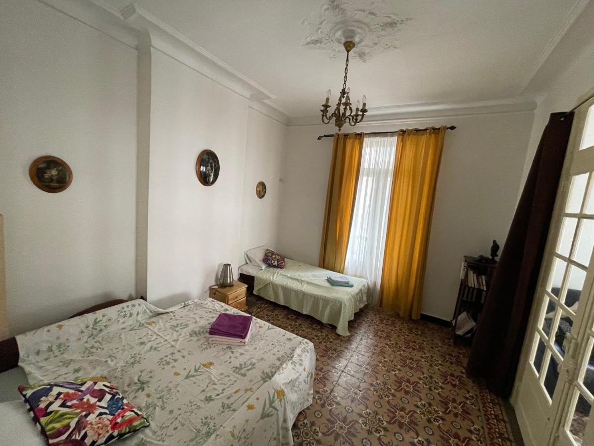Appartement Dans Immeuble Haussmanien Algier Exterior foto