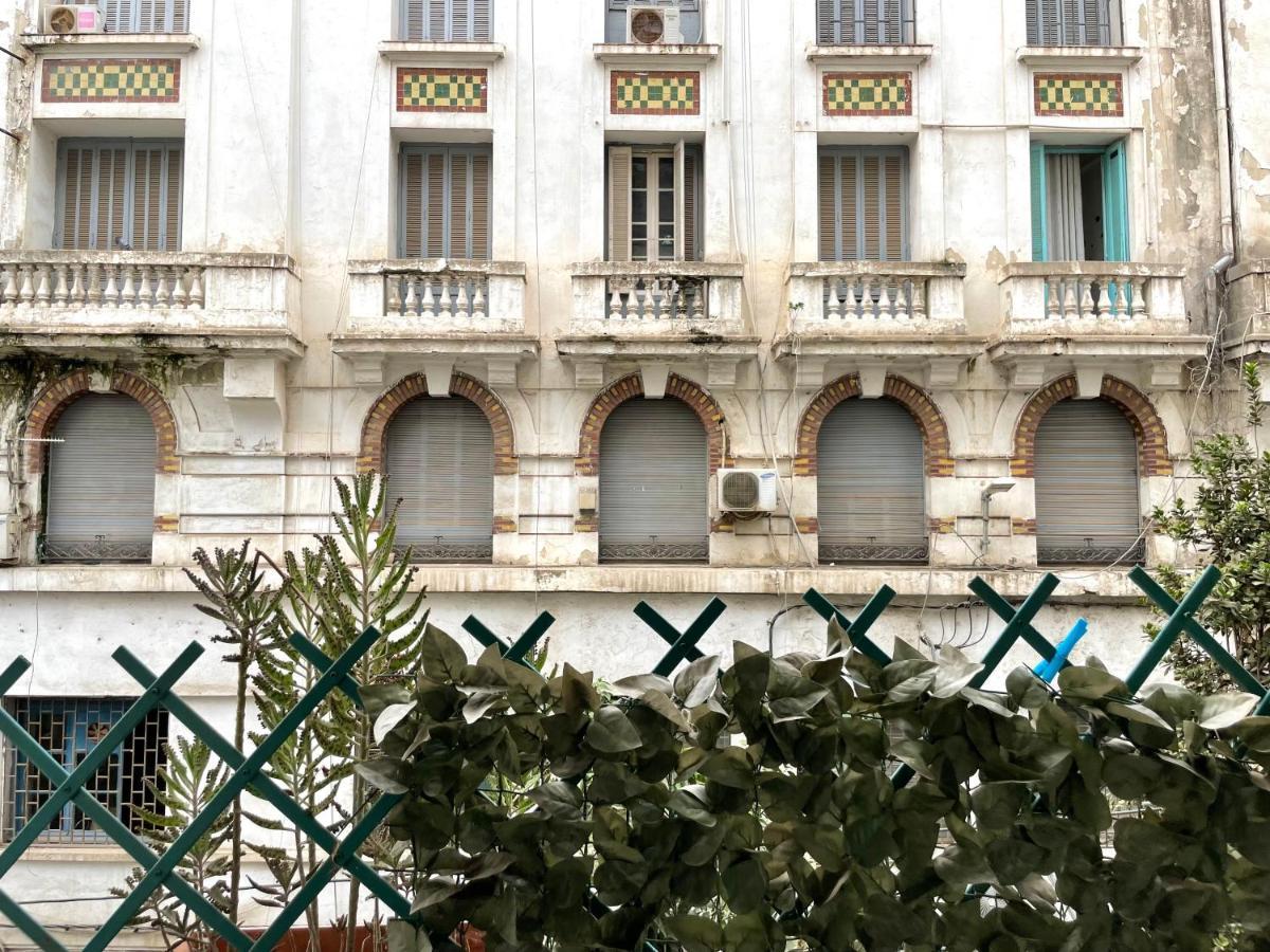 Appartement Dans Immeuble Haussmanien Algier Exterior foto