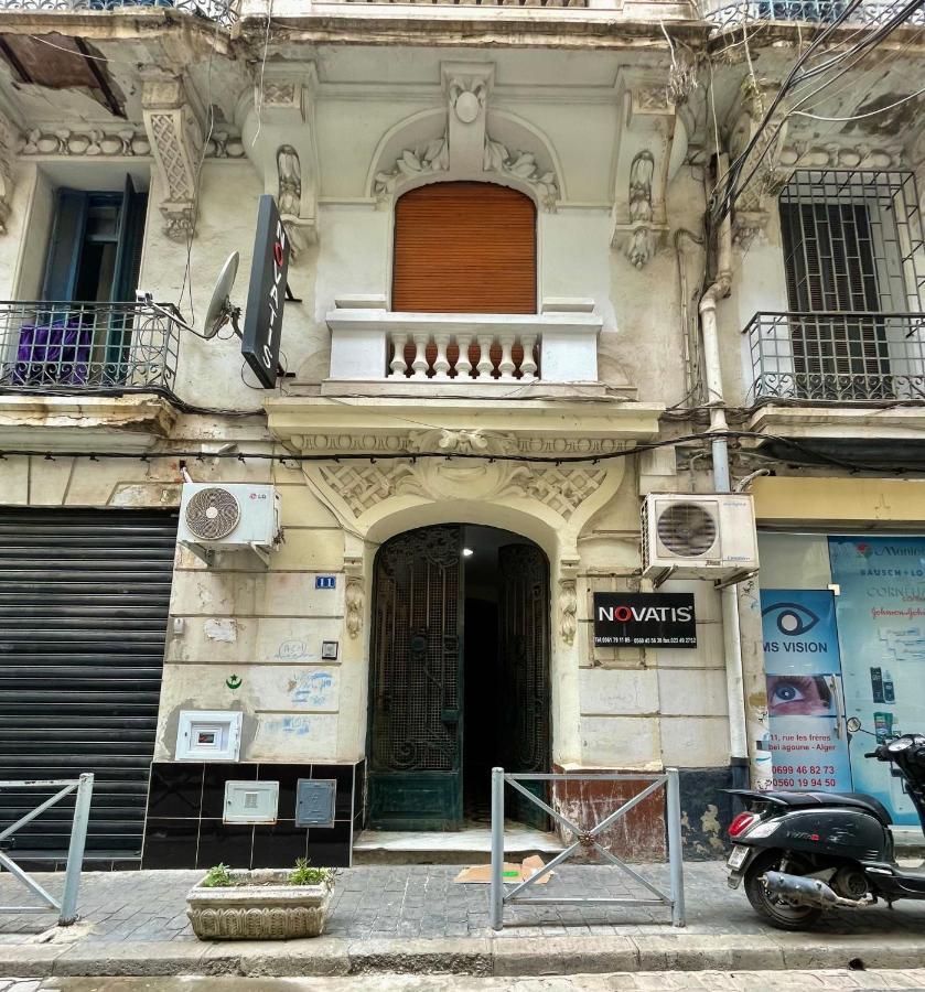 Appartement Dans Immeuble Haussmanien Algier Exterior foto